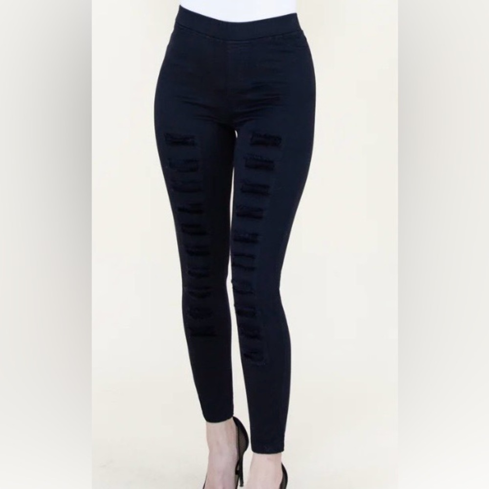 Women Distressed Black Colored Accessorize Jeggings / Leggings Pants Size L/XL